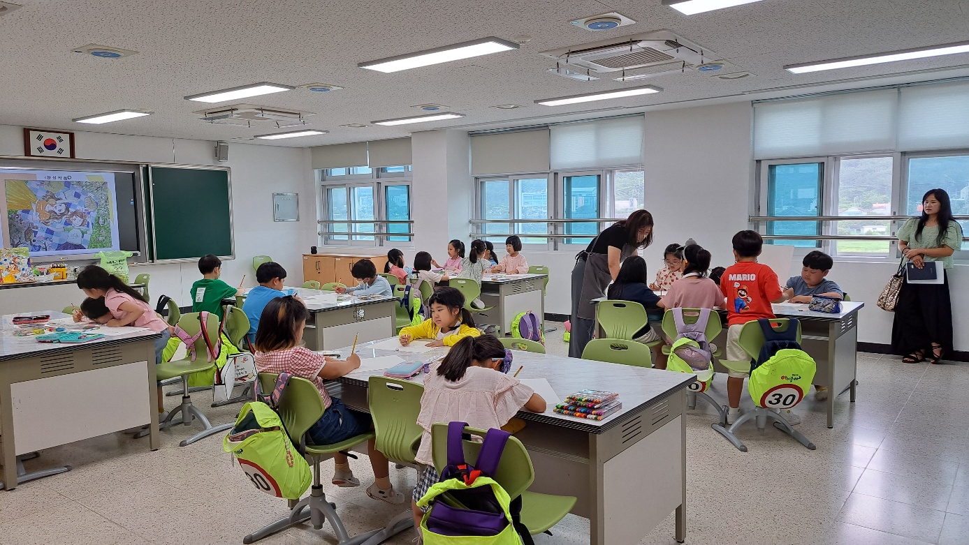 2023년 창의미술과일러스트수채화 공개수업사진-1.jpg