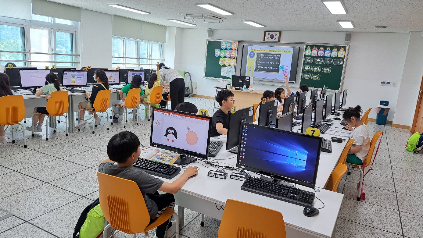 2023년 컴퓨터(수) 공개수업사진.jpg