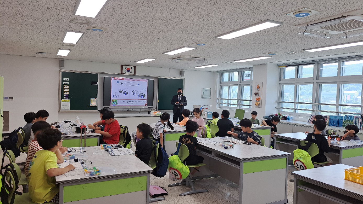 2023년 로봇과학 공개수업사진-1.jpg