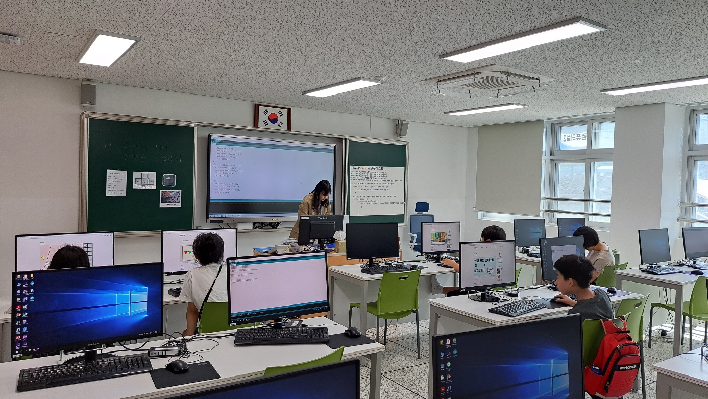 2023년 코딩 공개수업사진-2.jpg